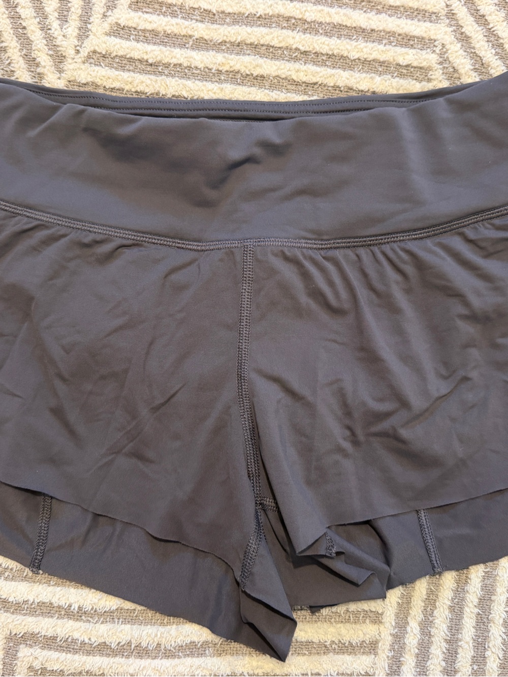lululemon athletica - grey shorts - size 8